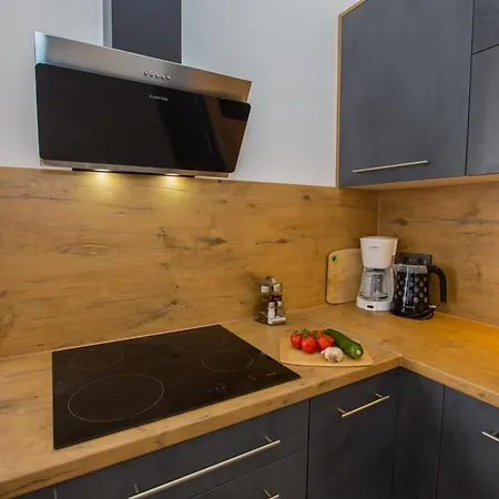 Luna - Modern & Stylish Apartamento Tar-Vabriga