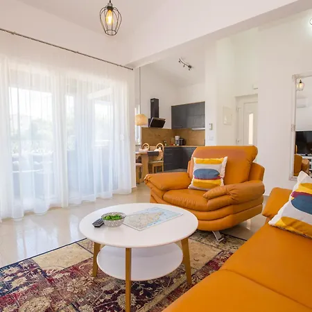 Apartman Luna - Modern & Stylish
